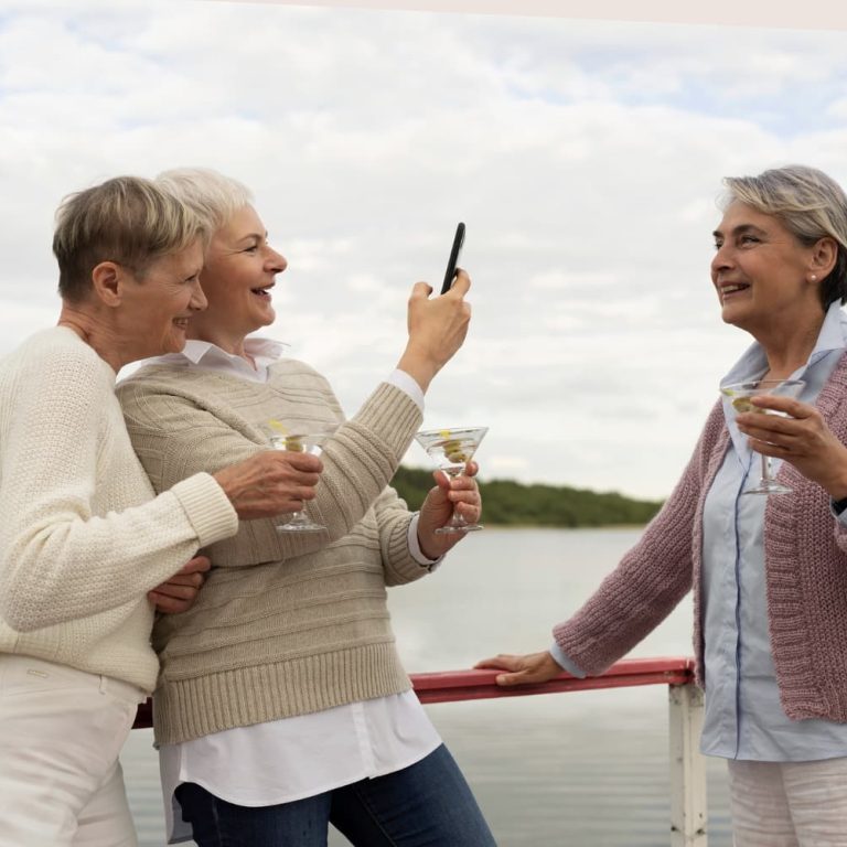 How Weekly Outings Help Seniors Stay Connected to the World Around Them