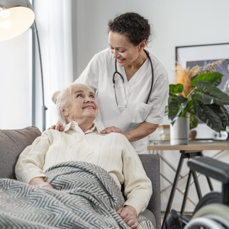 senior-woman-talking-with-her-doctor-scaled-1